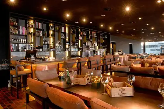 restaurant boven de planken